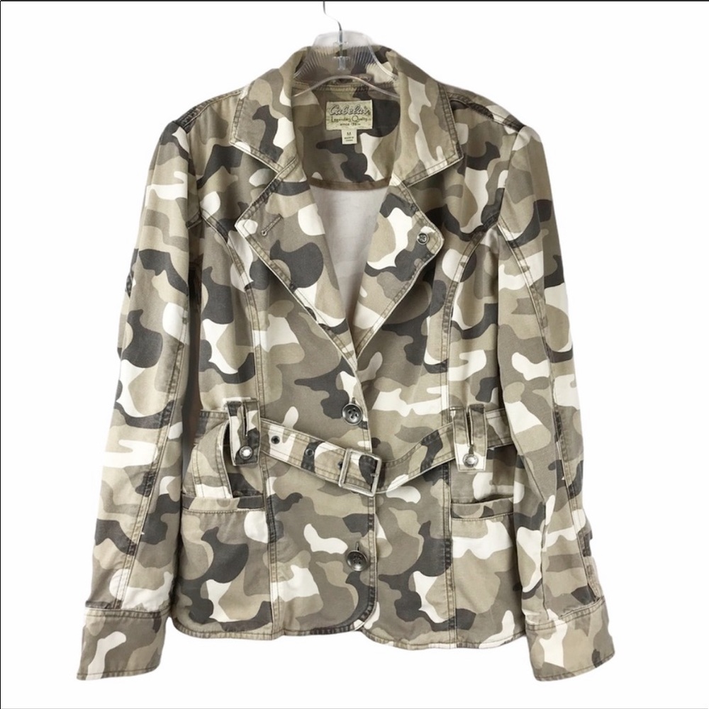 Cabela’s Utility Camo Jacket Large